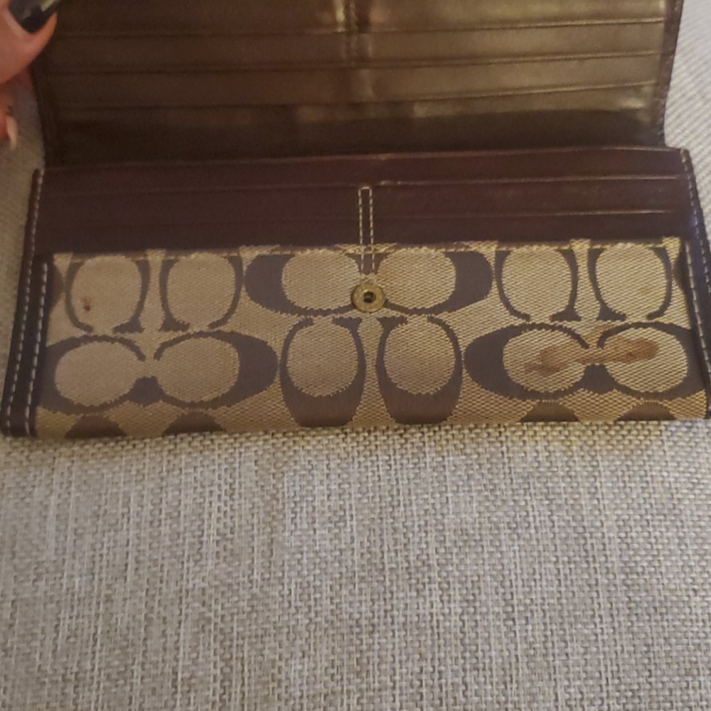 Used Coach Wallet - Picture 5 of 6